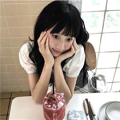 何百芮的地狱毒白